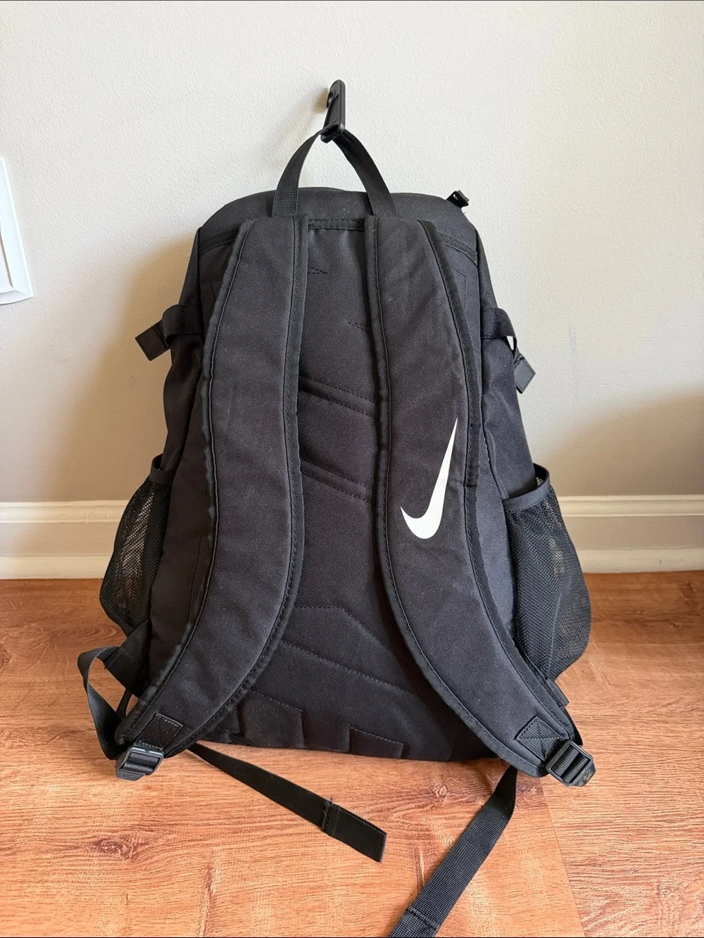 Nike Vapor Select Baseball Softball Backpack with 2 Bat Holders